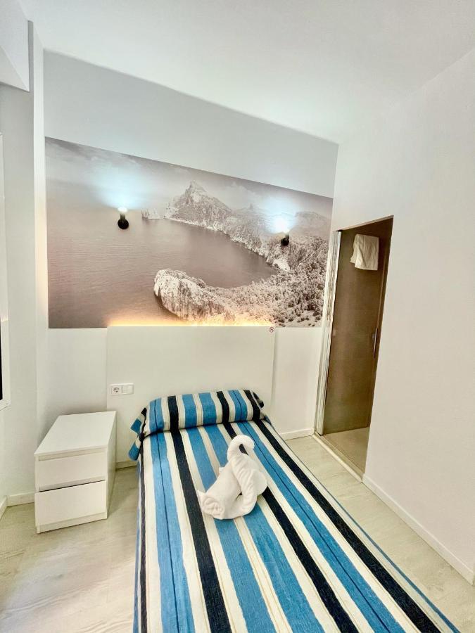 Hostal Vista Alegre Port de Alcudia  Exterior photo